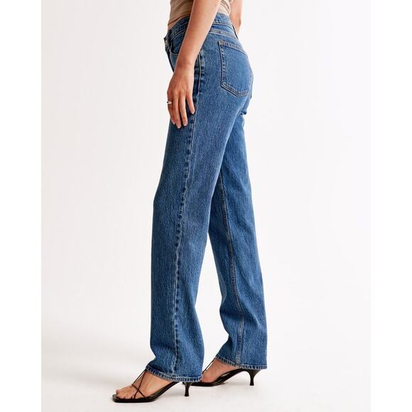 Abercrombie & Fitch Women’s The 90’s Straight Mid-Rise Jean Size 24/00 Short - Picture 5 of 11